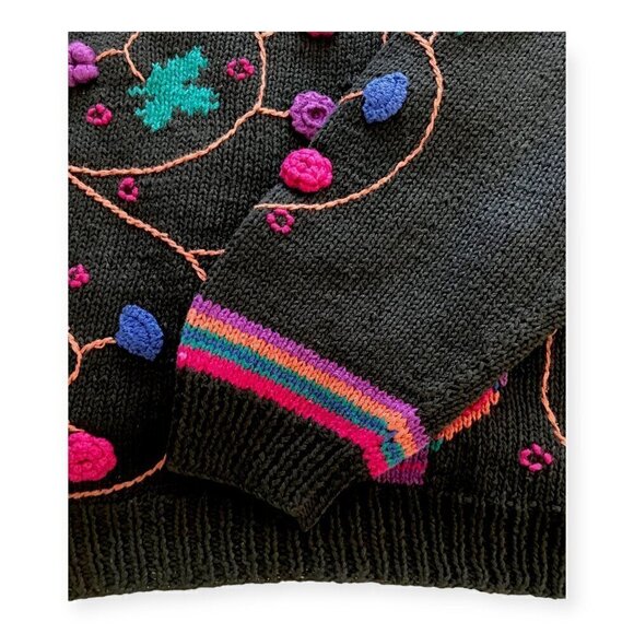 Vintage Needleworks hand knitted chunky cotton sweater, Flower Embroideries,  si - Picture 6 of 15